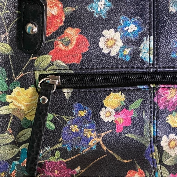 Jessica Simpson Black Floral Zipper Handbag - Picture 16 of 16